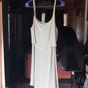 American Eagle Yellow and gray striped sun dress